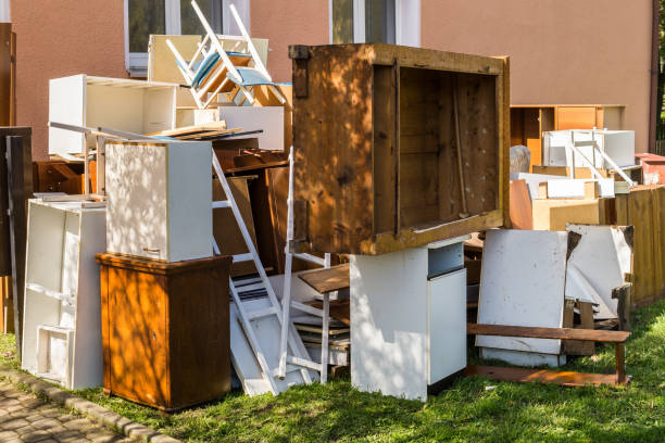Best Property Management Cleanouts  in Stratford, WI